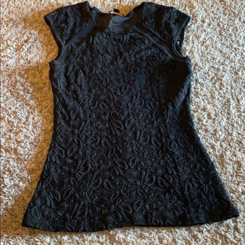 Bebe black cap sleeve lace top